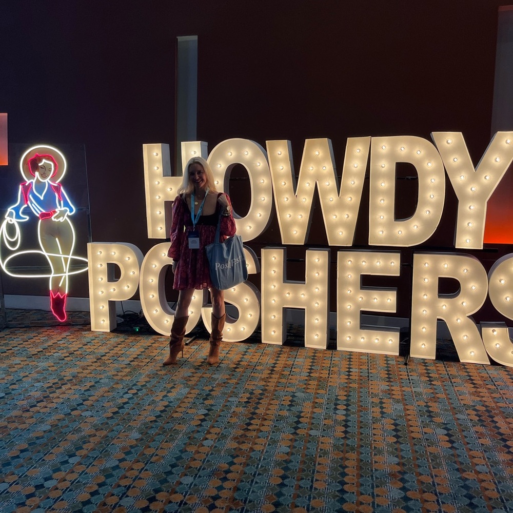 Meet your Posher, Katie